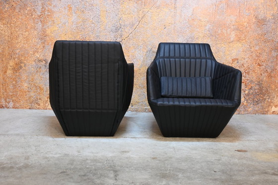 Image 1 of Nouveaux fauteuils Facet Ligne Rose, revêtus de cuir noir exclusif