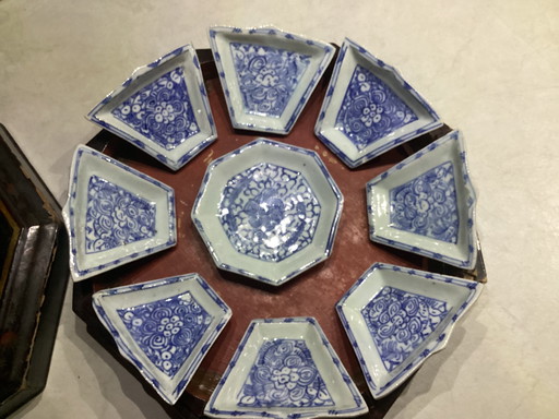 Set di porcellana Horse deuvré in scatola laccata