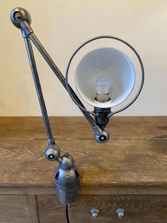Image 1 of Lampe de bureau Jieldé jielde 2 bras de 40cm avec base étau graphite industriel Jean Louis Domecq 1950 vintage