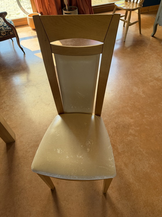 Image 1 of Handcrafted solid oak dining table + 4 chairs + 2 extensions