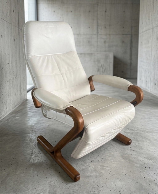 Sillón reclinable vintage "Dream Seat AP" – Piel blanca/crema y madera
