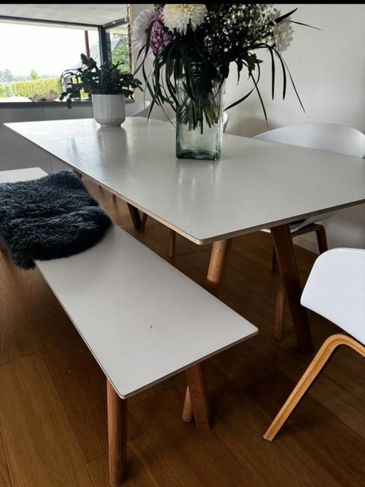 Hay CPH30 2.0 Esstisch - Eiche Gestell Weiß