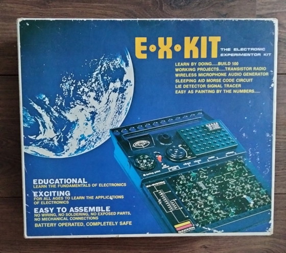 Image 1 of Gakken e x 100 complete with booklets and working