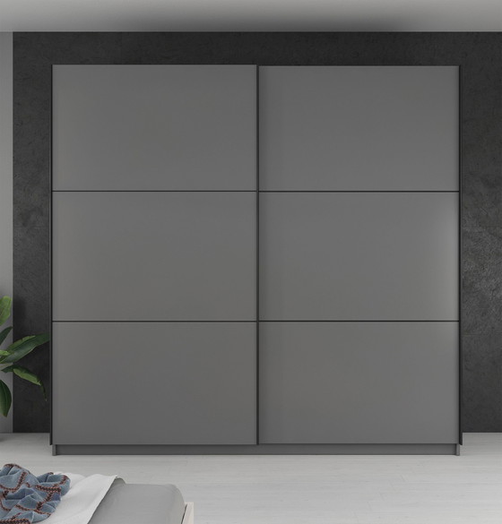 Image 1 of Bedroom Wardrobe | Kledingcast