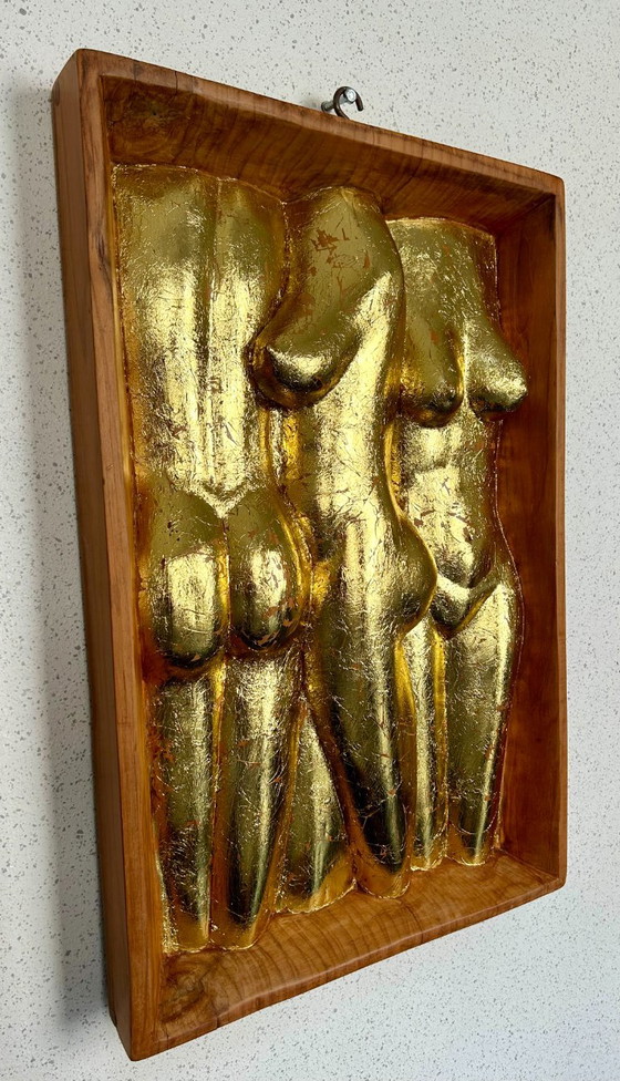 Golden ladies frame – Beeldhouwkunst, Goud, Hout (photo 6 of 13)