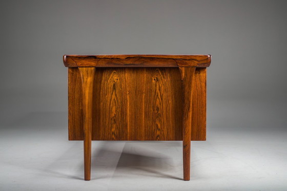 Image 1 of Moderner dänischer Chefschreibtisch Palisander von Ib Kofod Larsen für Faarup Møbelfabrik, 1960