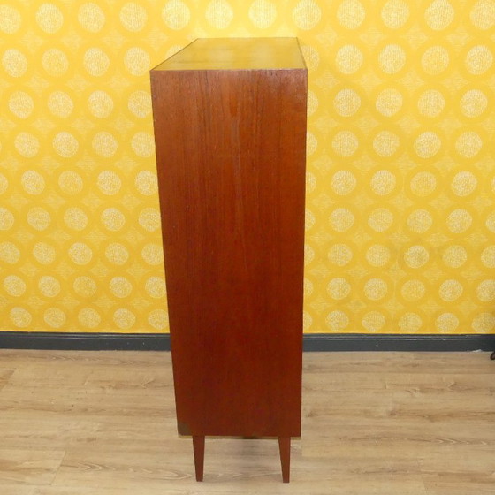 Image 1 of Cassettiera 1960 in stile danese Cassettiera in teak vintage di metà secolo Cassettiera danese di design moderno scandinavo W