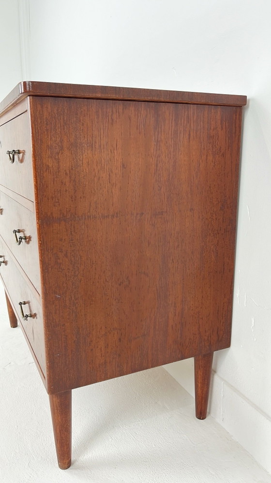 Swedish vintage chest of drawers – Wood, Retro (photo 10 of 13)