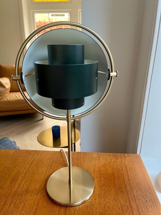 Image 1 of Lampada da tavolo Gubi Multi-Lite nera/ottone