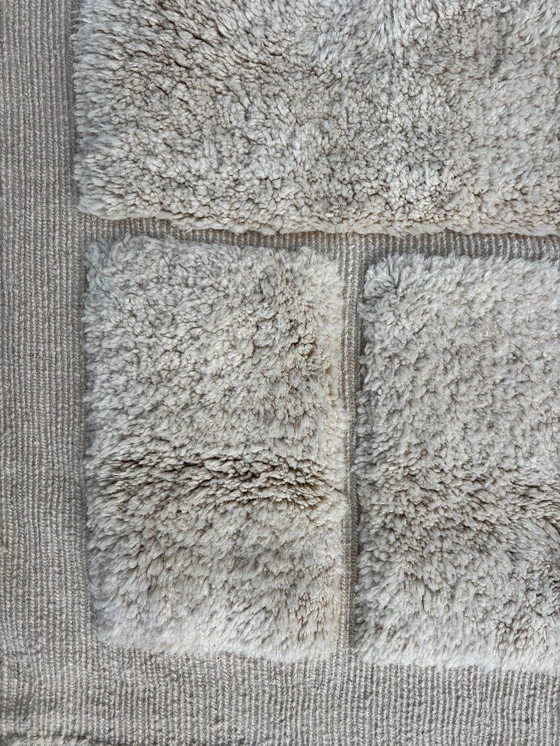 Image 1 of Handgemaakt Marokkaans Mrirt wollen tapijt 170x220 cm – Wit minimalistisch geometrisch ontwerp