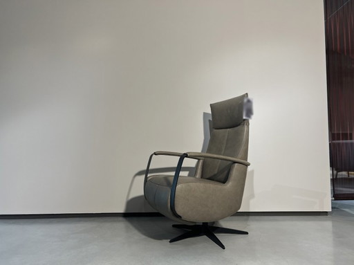 El futuro nuevo y fabuloso 5 - Sillón reclinable F1-400