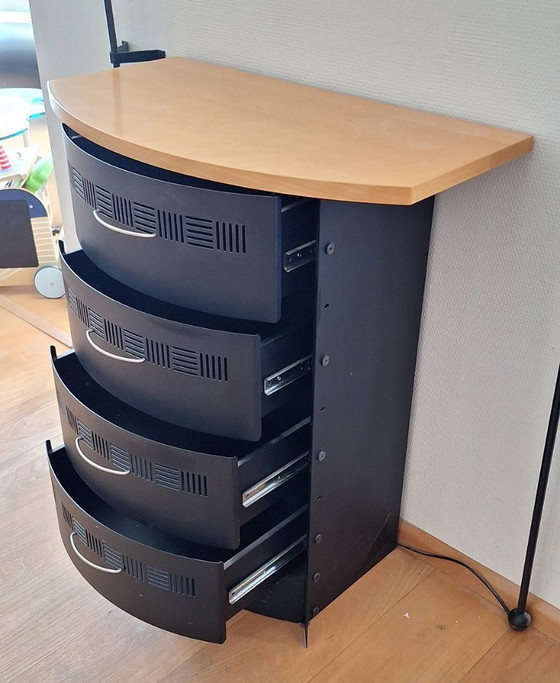 Image 1 of Set di armadietti a muro con lampade da terra e specchio coordinati