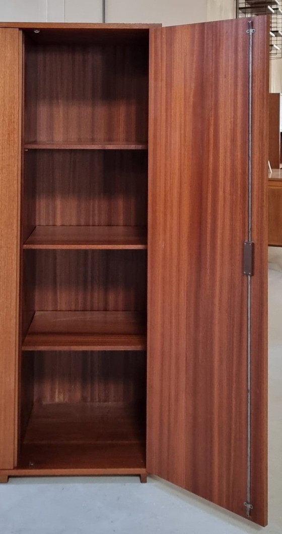 Image 1 of Mid Century kledingkast
