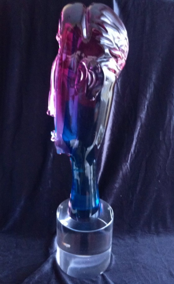 Image 1 of Murano glazen sculpturen brengen een eerbetoon aan Modigliani.