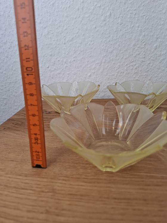 Image 1 of Rudolf Hlouek, Art Deco, Verre taillé,Bols, Citrine, Verre uranium,Lumineux