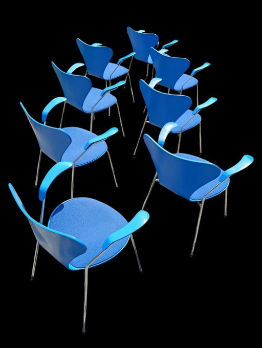 8x Fritz Hansen Arne Jacobsen 3207 chair series 7 + Kvadrat seat cushion 1993