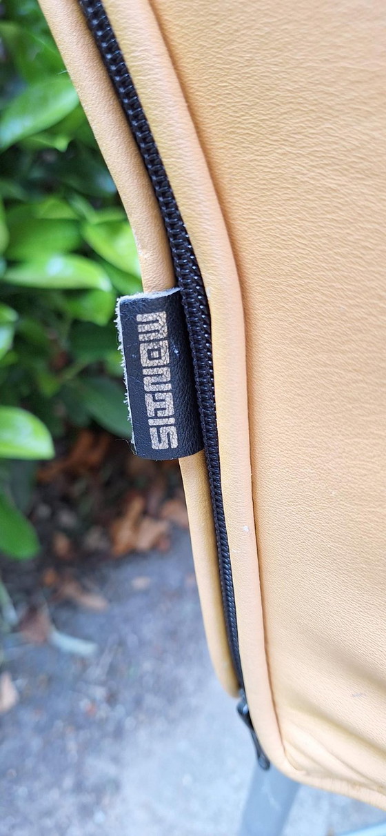 Image 1 of Fauteuil Montis Charly jaune ocre