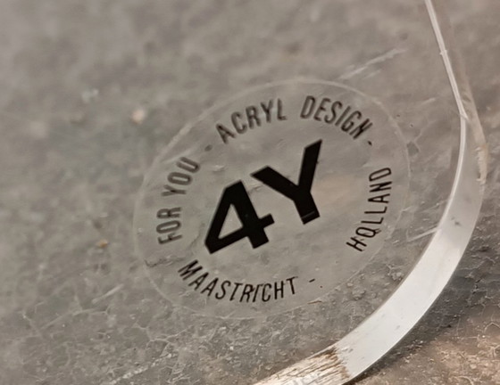 Image 1 of Ensemble de 3 tables gigognes vintage en plexiglas