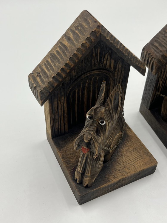 Paar "Scottish Terrier" Buchstützen aus geschnitztem Holz, Dekorative Objekte, Metall, Braun (Foto 6 von 10)