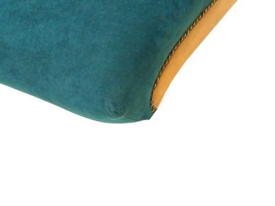 Image 1 of Divano letto/chaise longue vintage con rivestimento nuovo e splendide finiture in legno.