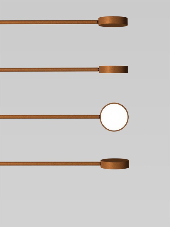 Image 1 of JAPTH Kingpin floor lamp with 5 swivel arms in ORANGE/OXIDE