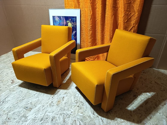 Image 1 of CASSINA Paire de fauteuils Utrecht 637 NEUF 2026 en laine KVARD Moutarde par Gerrit Rietveld