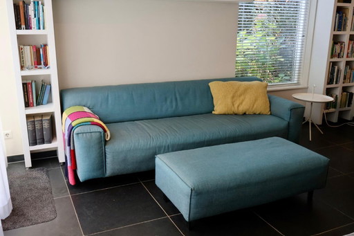 Sofá Rolf Benz Grata con otomana – turquesa claro