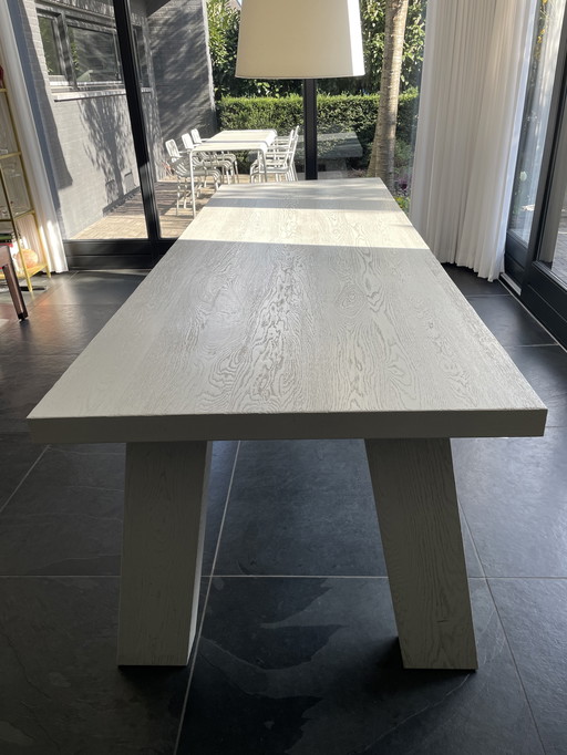 Table en chêne 280 par 100