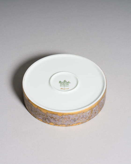 Image 1 of Helmut Drexler per Rosenthal - Gruppo scultoreo di cinque vasi in porcellana - Serie Goldfeuer in grigio lilla e oro