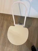 Chaise pliante design Dafne de Thema, conçue par Gastone Rinaldi