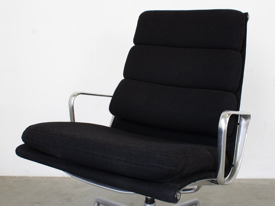 Image 1 of Herman Miller EA216 Fauteuil softpad design Charles Eames Vintage