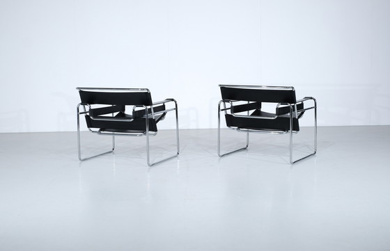 Image 1 of Pair of Wassily armchairs by Marcel Breuer for Knoll International - 1990s