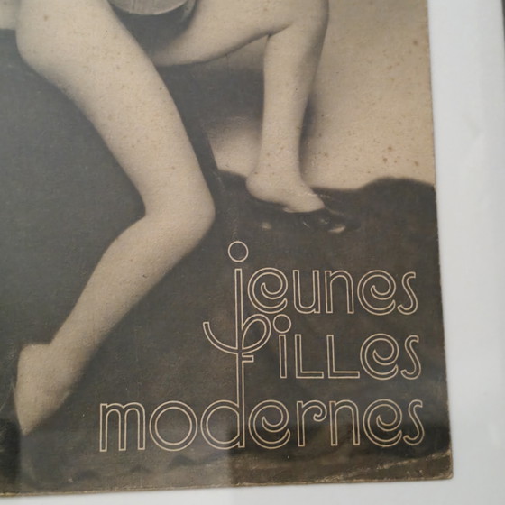 Image 1 of Copertina originale Art Déco francese "Jeunes Filles Modernes" | Le edizioni di Parigi | 1920/30 circa