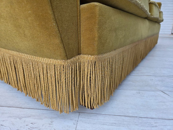 Image 1 of Anni '70, divano danese a 3 posti, velluto originale verde chiaro per mobili.