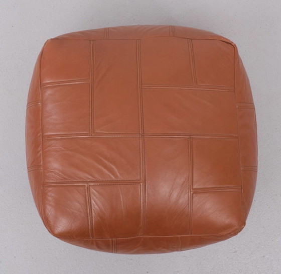 Vintage De Sede Cognac Leather Pouf 1970s – Footstools & poufs (photo 3 of 6)