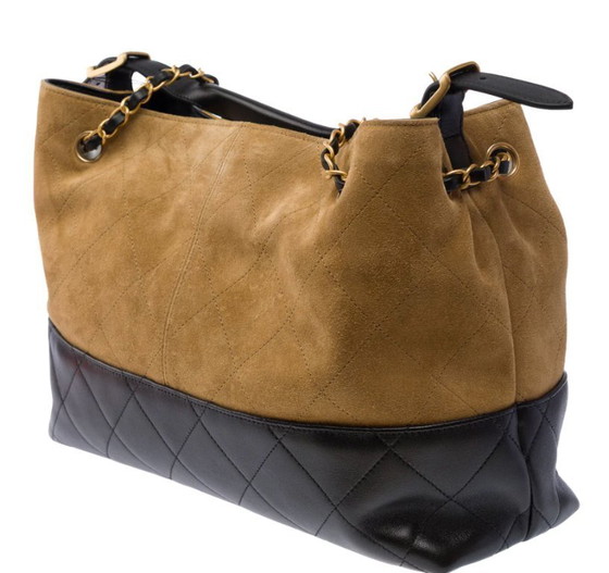 Image 1 of Sac CHANEL en Suède Beige - 103487