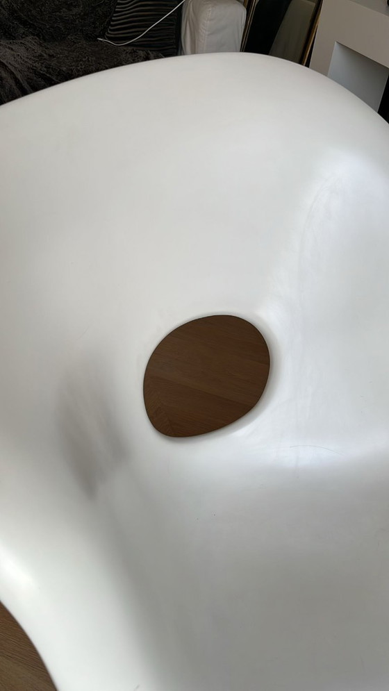 Image 1 of La Chaise by Vitra