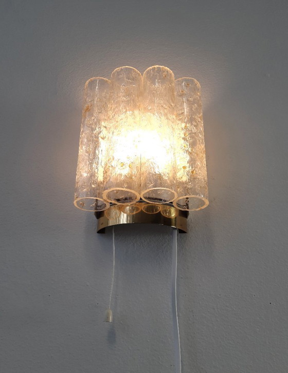 Image 1 of Bellissima lampada da parete vintage in ottone con tubi in vetro ghiacciato di Doria Leuchten, lampada da parete anni '70