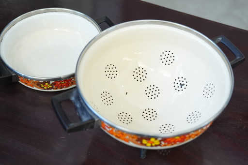 Vintage 1950s Enamel Floral Colander & Stew Pot Set
