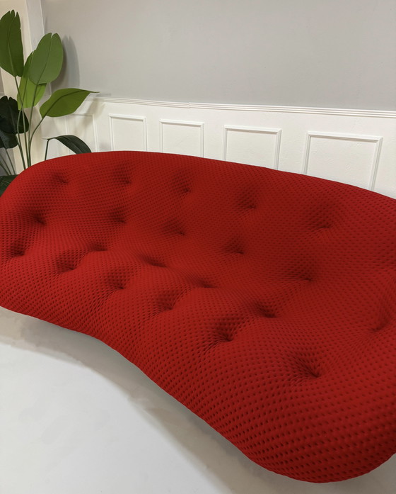 Image 1 of Ligne Roset Ploum Canapé design rouge Canapé 4 places
