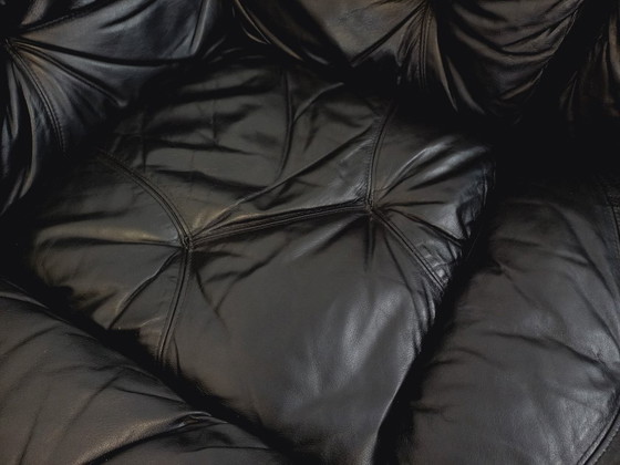 Image 1 of Canapé d’angle vintage composé de 3 modules en cuir noir avec lit intégré des années 70