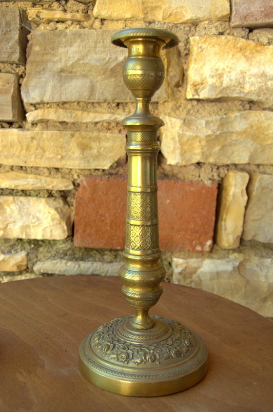 Coppia di candelieri francesi neoclassici in ottone, XIX secolo, 12x29 cm – Portacandele, Brass (photo 3 of 7)