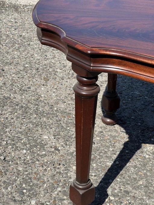 Mahonie eetkamer tafel