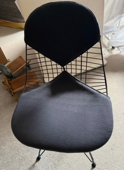 2x Vitra Eames Wire Chair DKR – Mocha Upholstery – Design Classic