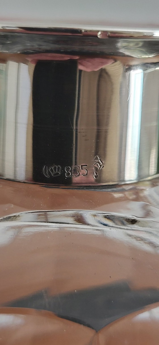 Image 1 of Carafe avec support en argent