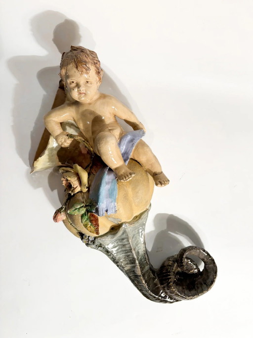Keramik-Wandregal aus dem 19. Jahrhundert mit Putto und Muschel – decoratieve objecten, Ceramic (photo 2 of 17)