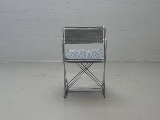 X-Line stoelen van Niels Jørgen Haugesen, jaren 70 – Kuipstoelen, Metal (photo 5 of 14)