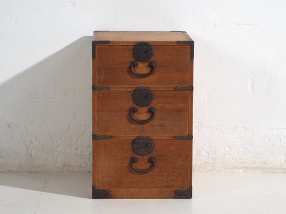 Antique Japanese three-drawer tansu – Meiji Period (c.1890–1926) – Chest of drawers, Iron (photo 19 of 40)