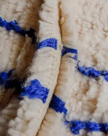 traditioneller handgefertigter blauer Berberteppich – Teppiche & Läufer, Wool, Cotton (photo 2 of 4)