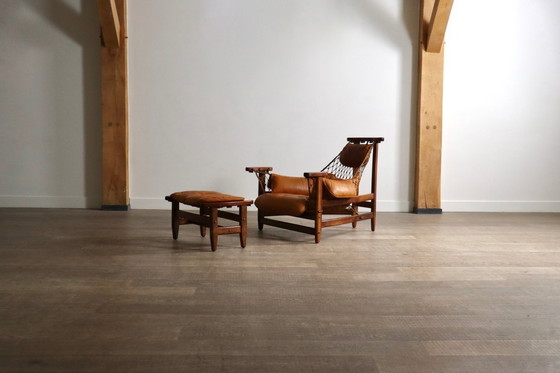 Image 1 of Sillón Jangada con otomana en piel color coñac, de Jean Gillon, Brasil, década de 1960.